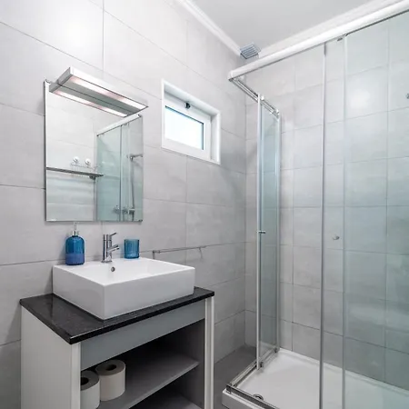 Villaceixe - Cute Living In 게스트하우스 오데세시